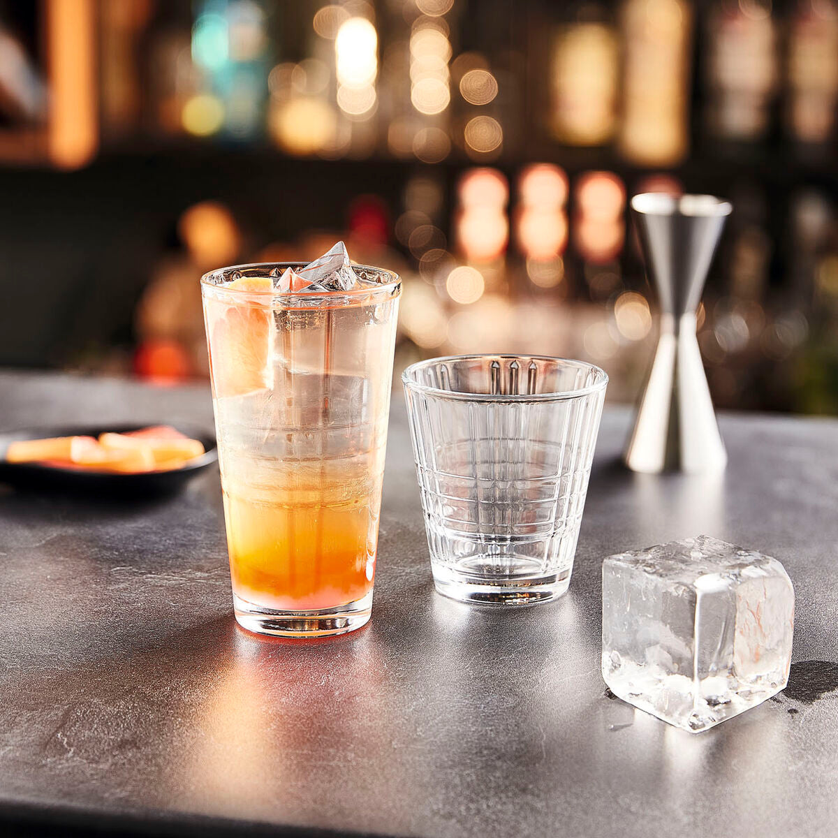 V3H4ADC14DCA82880915D63A99421A97891R6242315P3