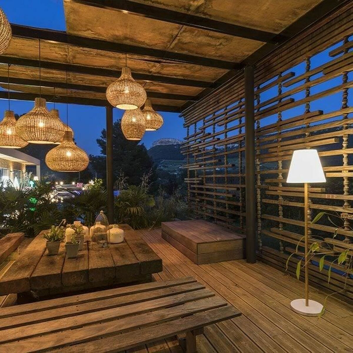 V5HBD8EA42EA85038B097C22179B9D06A74R6436747P4